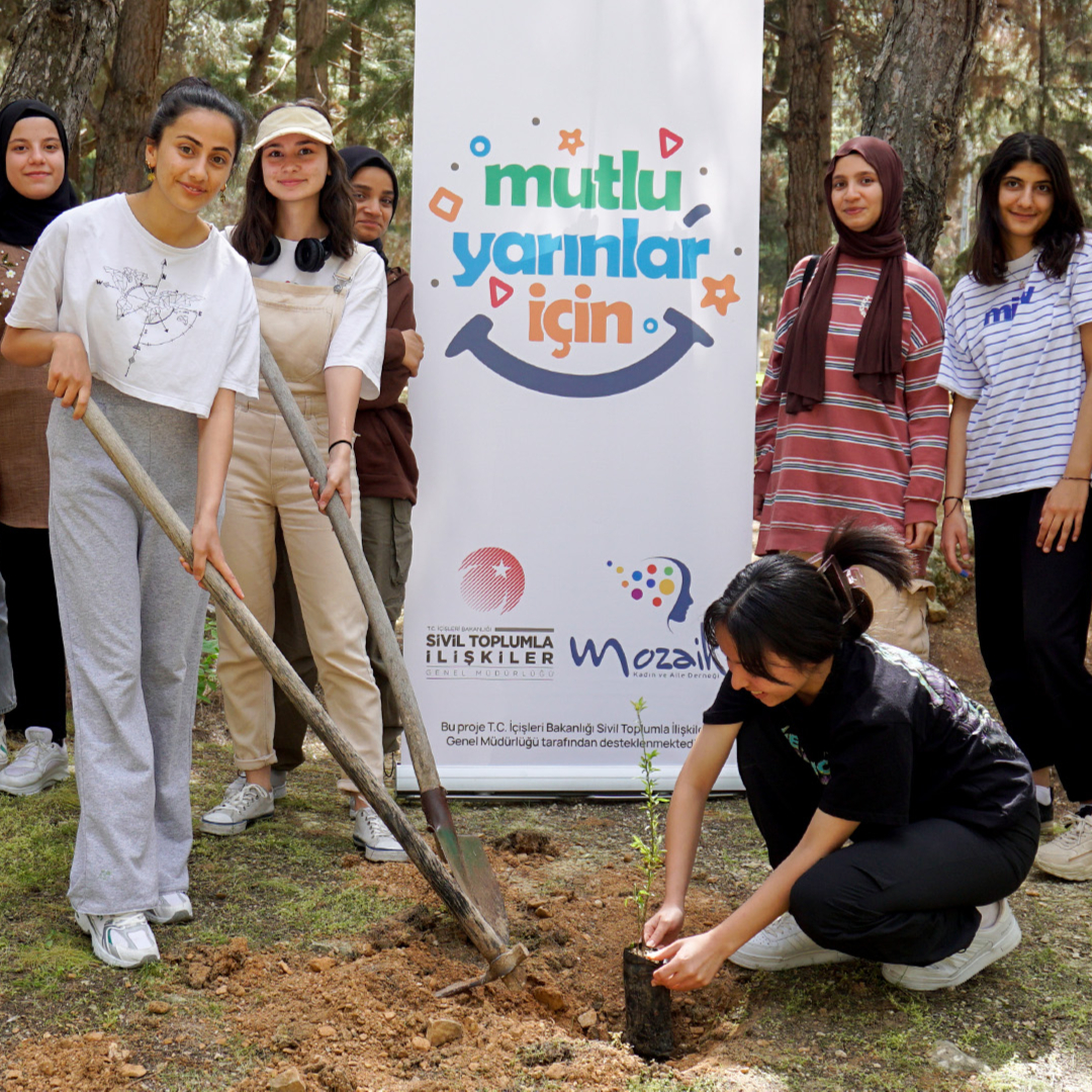 Dülük Ormanında Günübirlik Kamp Programı Düzenlendi